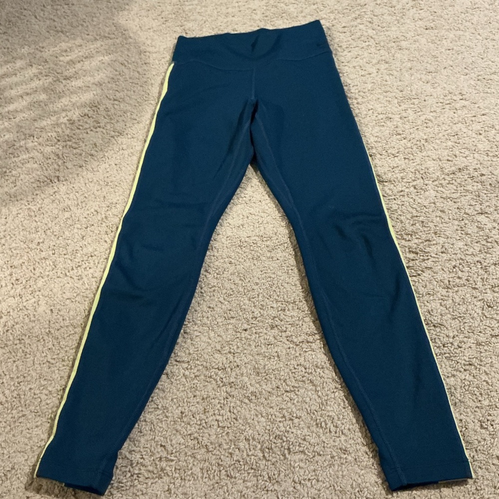 Nike High Rise Leggings Side Logo Stripe Athletic XS Gymcore Athleisure